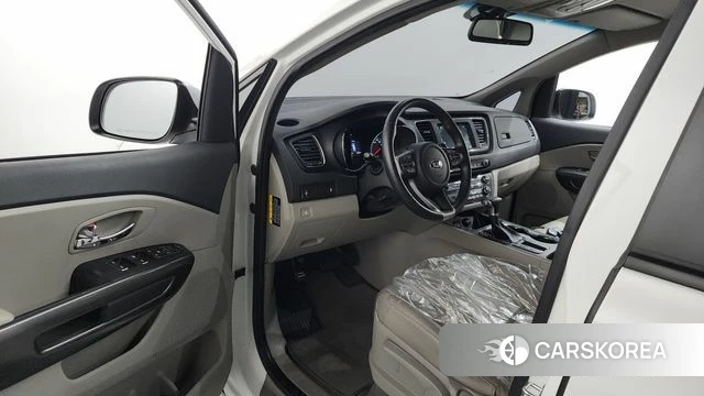 Kia The New Carnival id 4362684 из Кореи 33