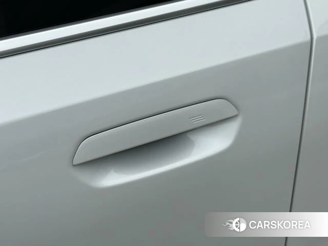 BMW 5 series id 3944904 из Китая 29