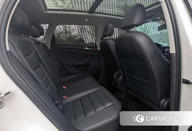 Volkswagen Tuyue id 4278134 из Китая 28