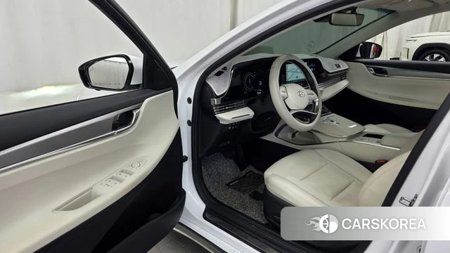 Hyundai The New Grandeur IG Hybrid id 4549788 из Кореи 35