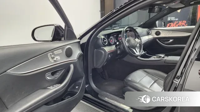 Mercedes-Benz E-Class W213 id 3601608 из Кореи 20
