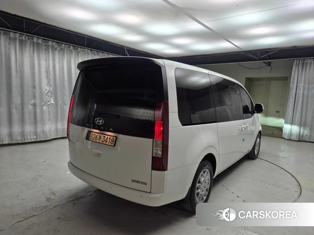 Hyundai Staria id 4309573 из Кореи 20