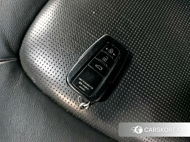 Toyota Camry id 4221387 из Китая 20