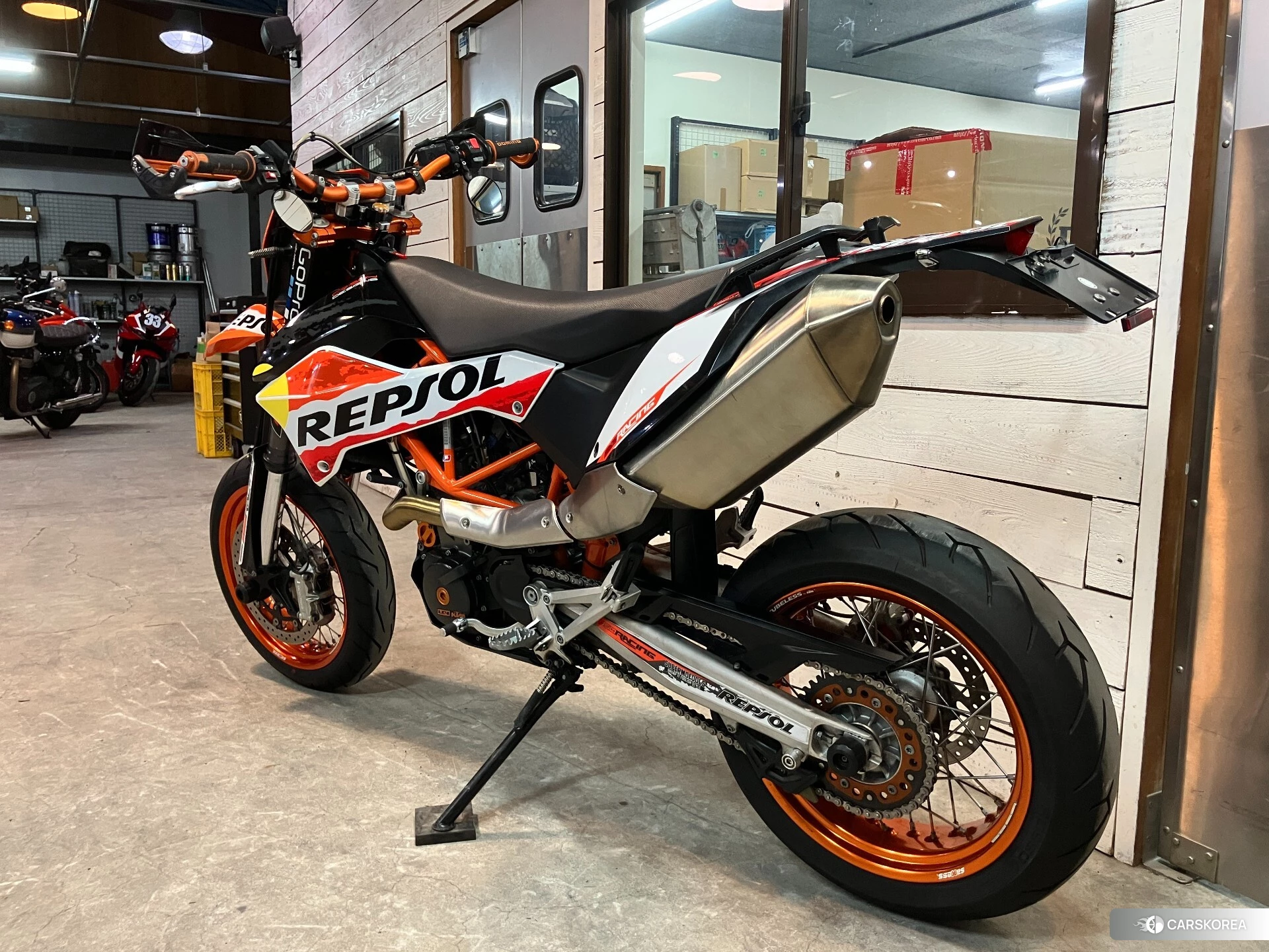 KTM 690 SMC R id 4313100 из Японии 10