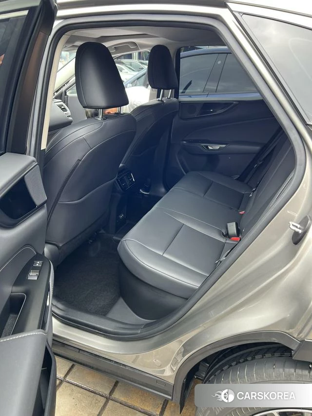 Lexus NX PHEV id 4272356 из Китая 17