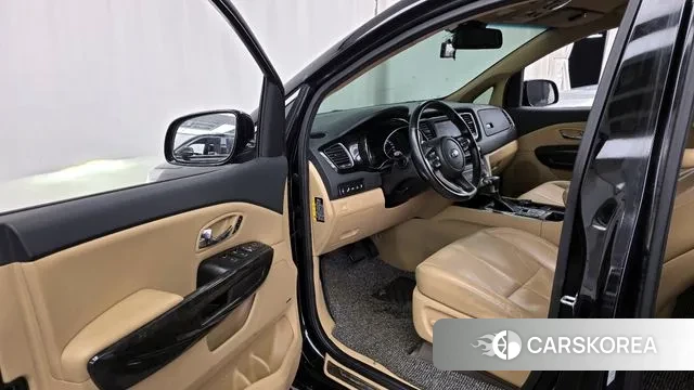 Kia The New Carnival id 3656207 из Кореи 20