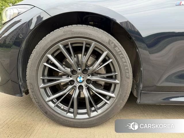BMW 3 series id 4256558 из Китая 15