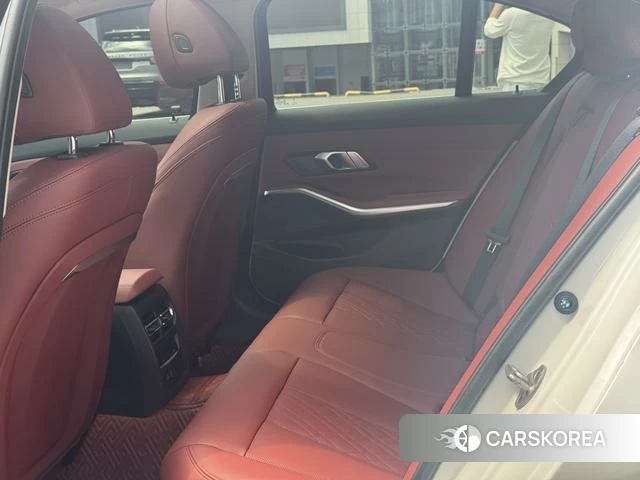 BMW 3 series id 4278377 из Китая 17