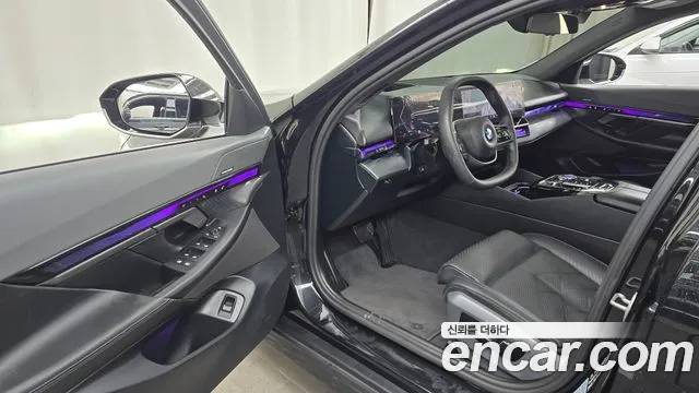 BMW 5 Series (G60) id 2406590 из Кореи 20