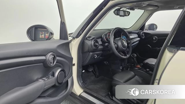 Mini Cooper id 4318026 из Кореи 35