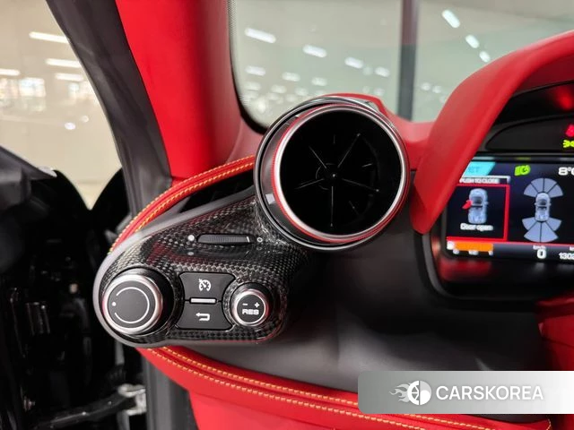 Ferrari F8 Spider id 4445268 из Кореи 20