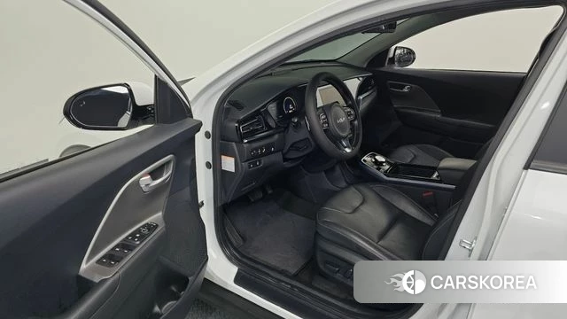 Kia Niro Plus id 3851638 из Кореи 20