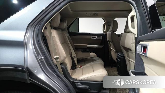 Ford Explorer 6th Generation id 4382495 из Кореи 35