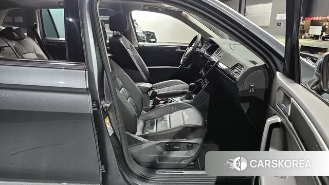 Volkswagen Tiguan Allspace id 3013899 из Кореи 20