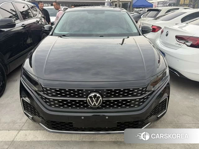 Volkswagen Passat id 4278427 из Китая 16
