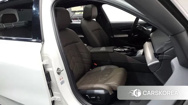 BMW 5 Series (G60) id 3533616 из Кореи 20