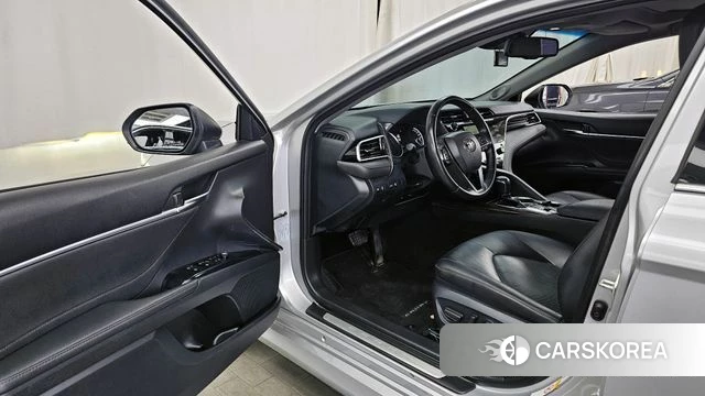 Toyota Camry (XV70) id 4345787 из Кореи 20
