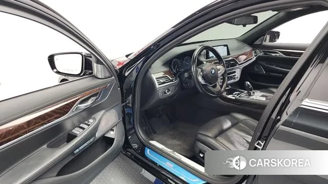 BMW 7 Series (G11) id 3429233 из Кореи 20