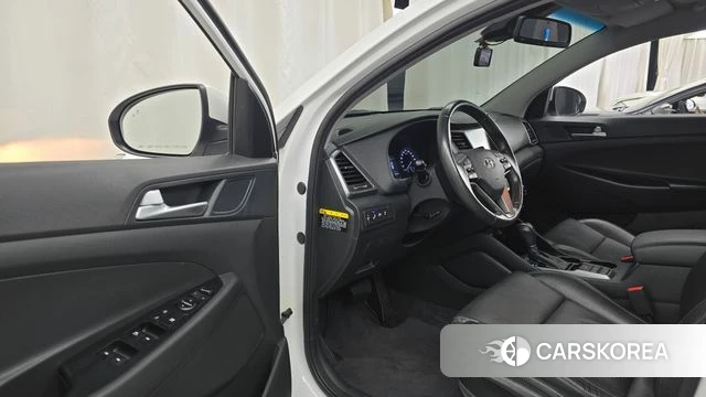 Hyundai All New Tucson id 4543768 из Кореи 32