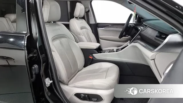 Jeep Grand Cherokee (WL) id 3132825 из Кореи 20