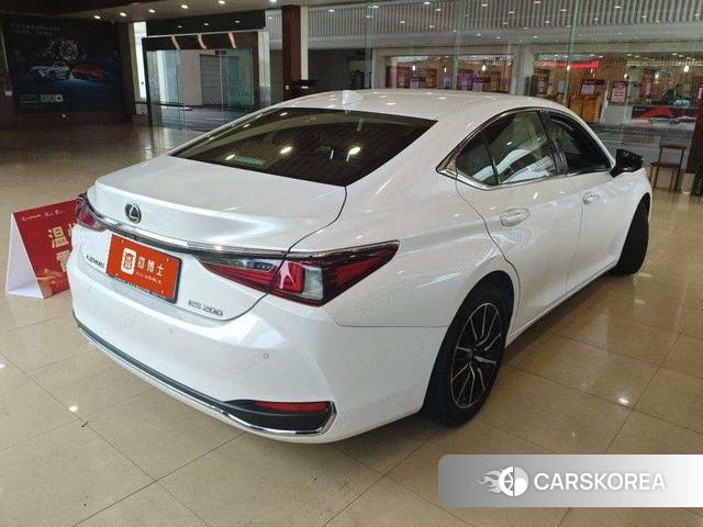 Lexus ES id 4314270 из Китая 13