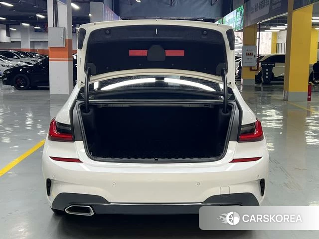 BMW 3 series id 4300235 из Китая 30