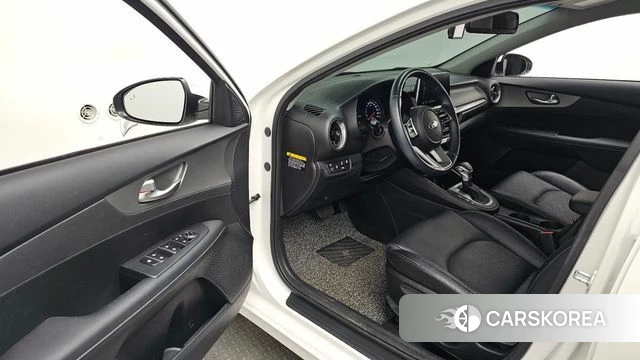 Kia Come New K3 id 3833657 из Кореи 20