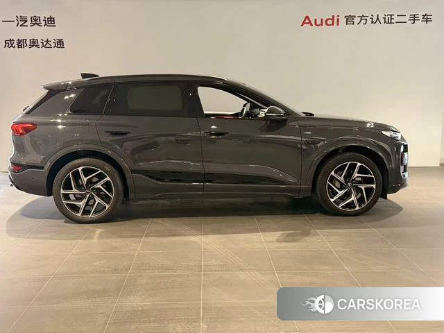 Audi Q6L e-tron id 4276706 из Китая 14