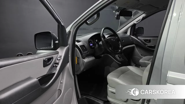 Hyundai The New Grand Starex id 4447776 из Кореи 20