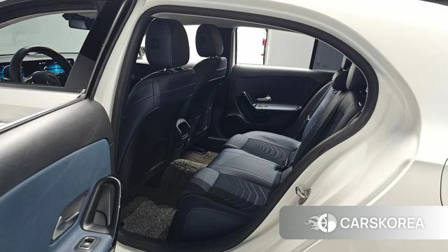 Mercedes-Benz A-Class W177 id 4525424 из Кореи 32