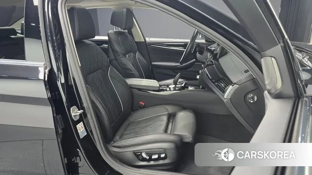 BMW 5 Series (G30) id 3765601 из Кореи 20