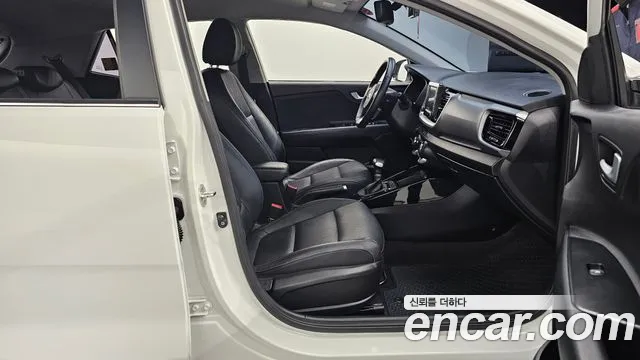 Kia Stonic id 2855690 из Кореи 20