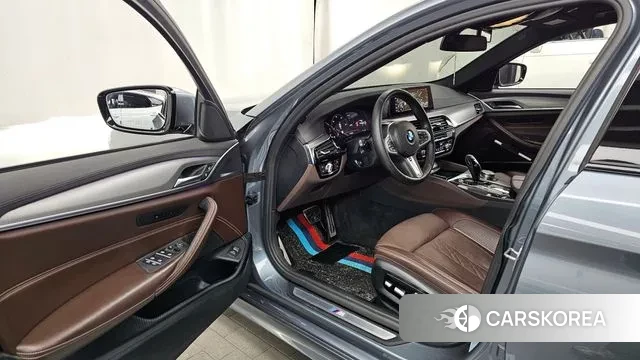 BMW 5 Series (G30) id 3454839 из Кореи 20