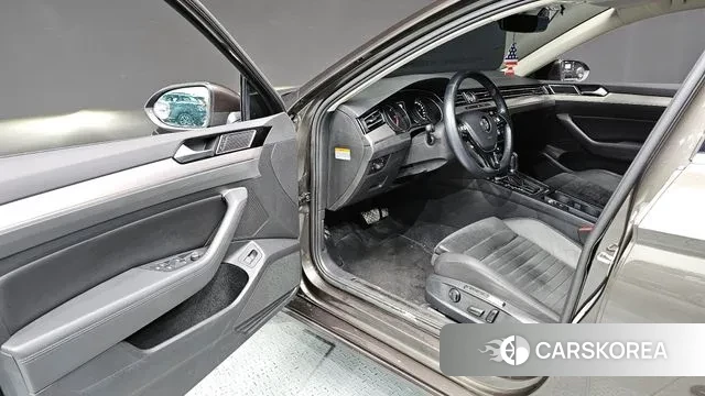 Volkswagen Passat GT (B8) id 3520553 из Кореи 20