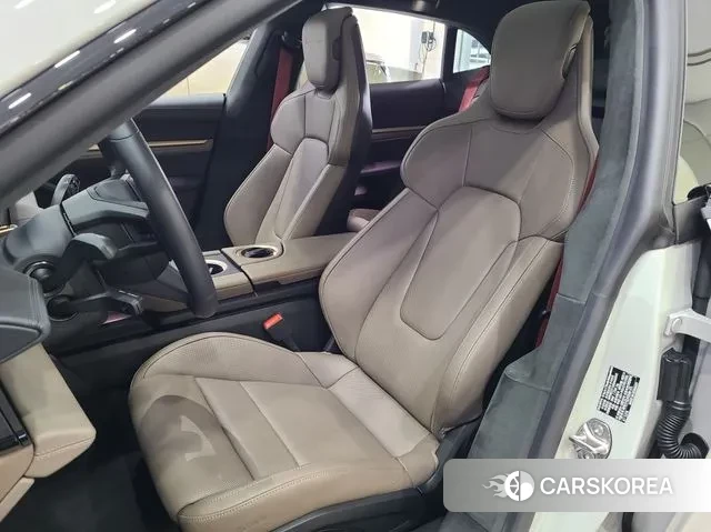 Porsche Taycan id 3763446 из Кореи 20