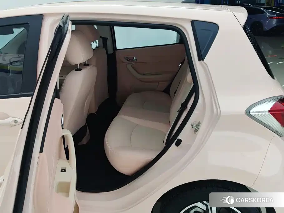 Chang'an Benben E-Star id 4622302 из Китая 16