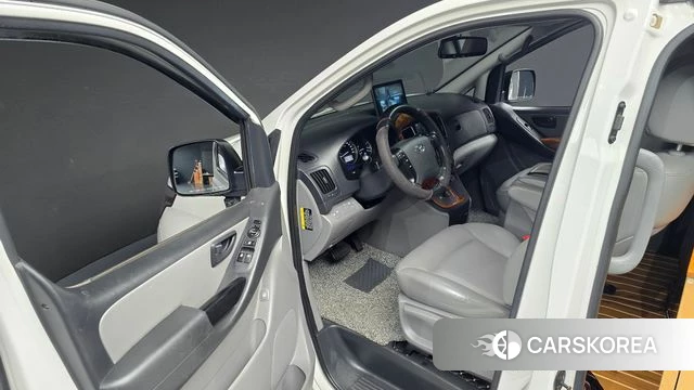 Hyundai The New Grand Starex id 4620500 из Кореи 31