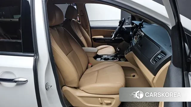 Kia The New Carnival id 3599125 из Кореи 20