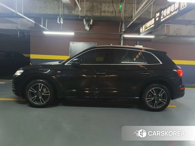 Audi Q5L id 4254539 из Китая 11