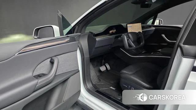Tesla Model X id 4584993 из Кореи 35