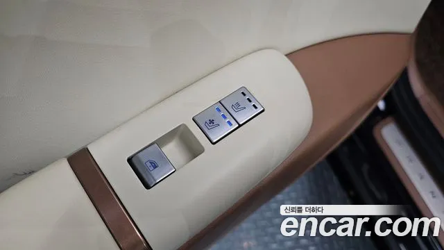 Hyundai Grandeur (GN7) id 2608856 из Кореи 20