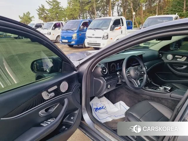 Mercedes-Benz E-Class W213 id 3187846 из Кореи 20