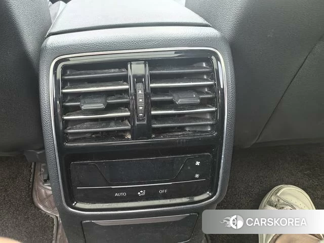Volkswagen Magotan id 4278142 из Китая 13