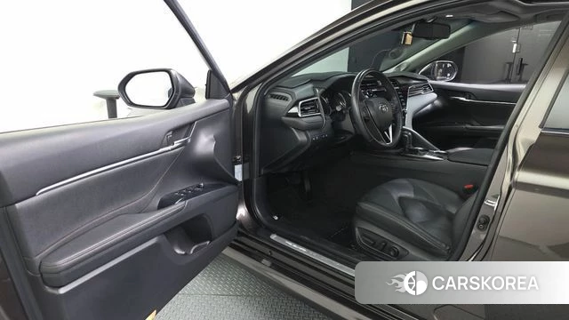 Toyota Camry (XV70) id 4435727 из Кореи 32