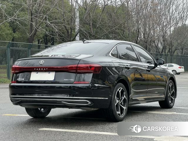 Volkswagen Passat id 4258705 из Китая 16