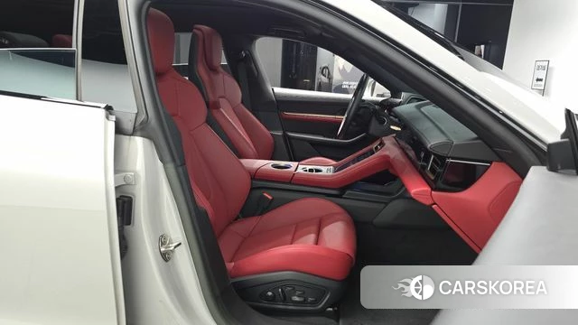 Porsche Taycan id 4591432 из Кореи 35