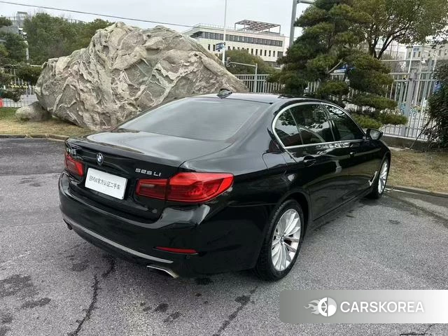 BMW 5 series id 4239047 из Китая 13