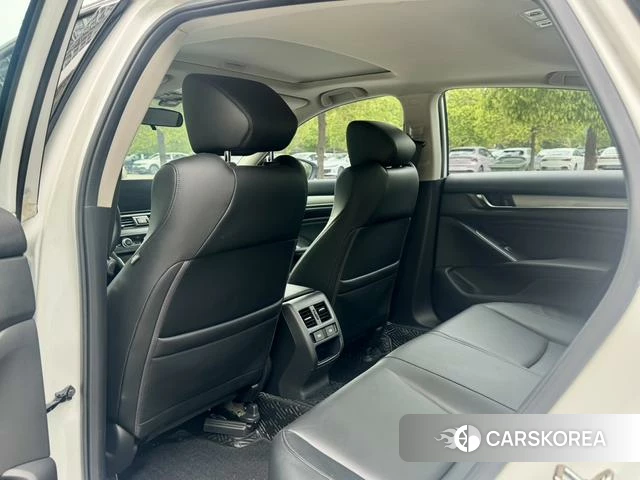 Honda Accord id 4276163 из Китая 13