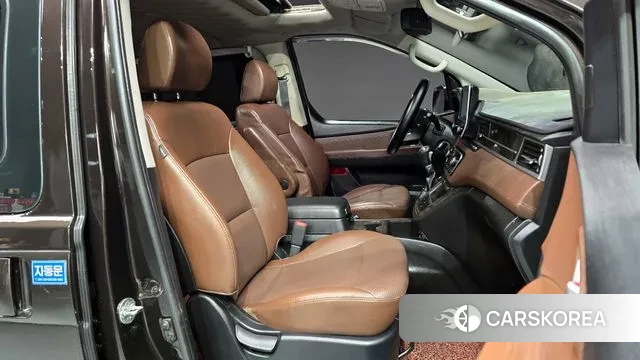 Hyundai The New Grand Starex id 3773246 из Кореи 20