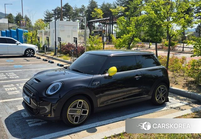 Mini Cooper Electric id 4453255 из Кореи 10